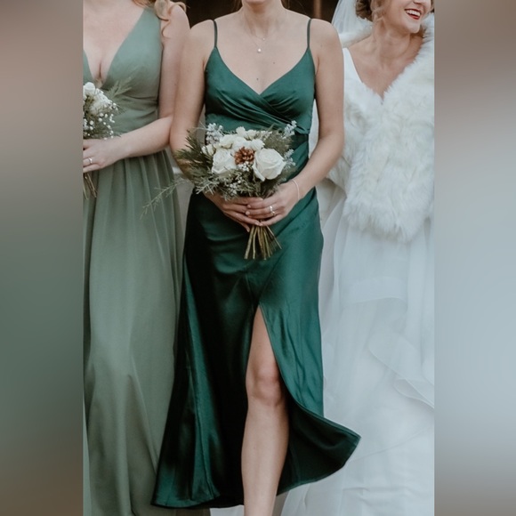 COPY - Billy J Emerald Elsa Midi Dress - Picture 9 of 10